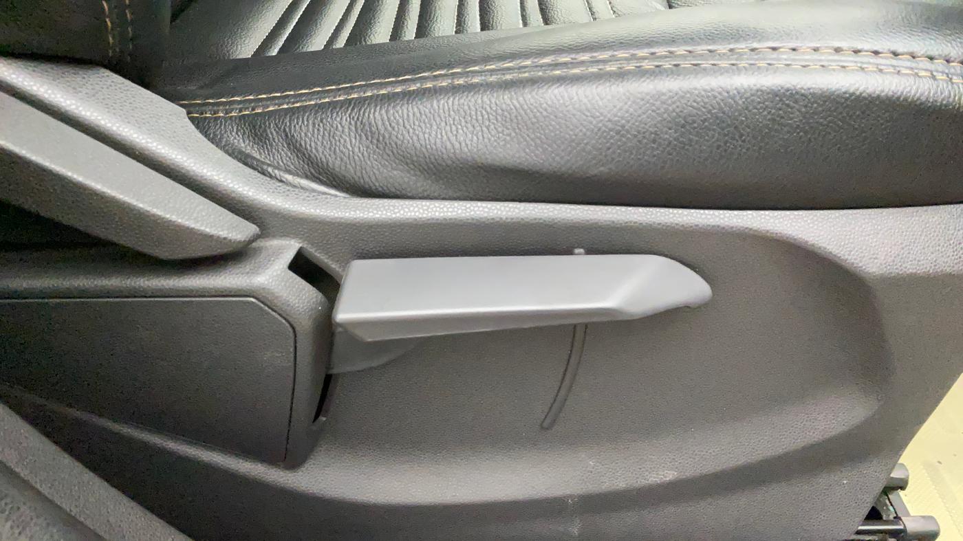 2017 Ford Ecosport TITANIUM 1.5L PETROL, Petrol, Manual, 43,299 km, Driver Side Adjustment Panel