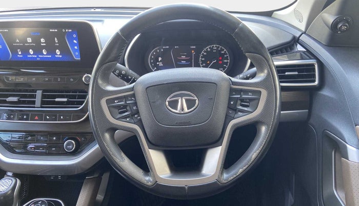 2020 Tata Harrier XZA PLUS 2.0L, Diesel, Automatic, 49,898 km, Steering Wheel Close Up