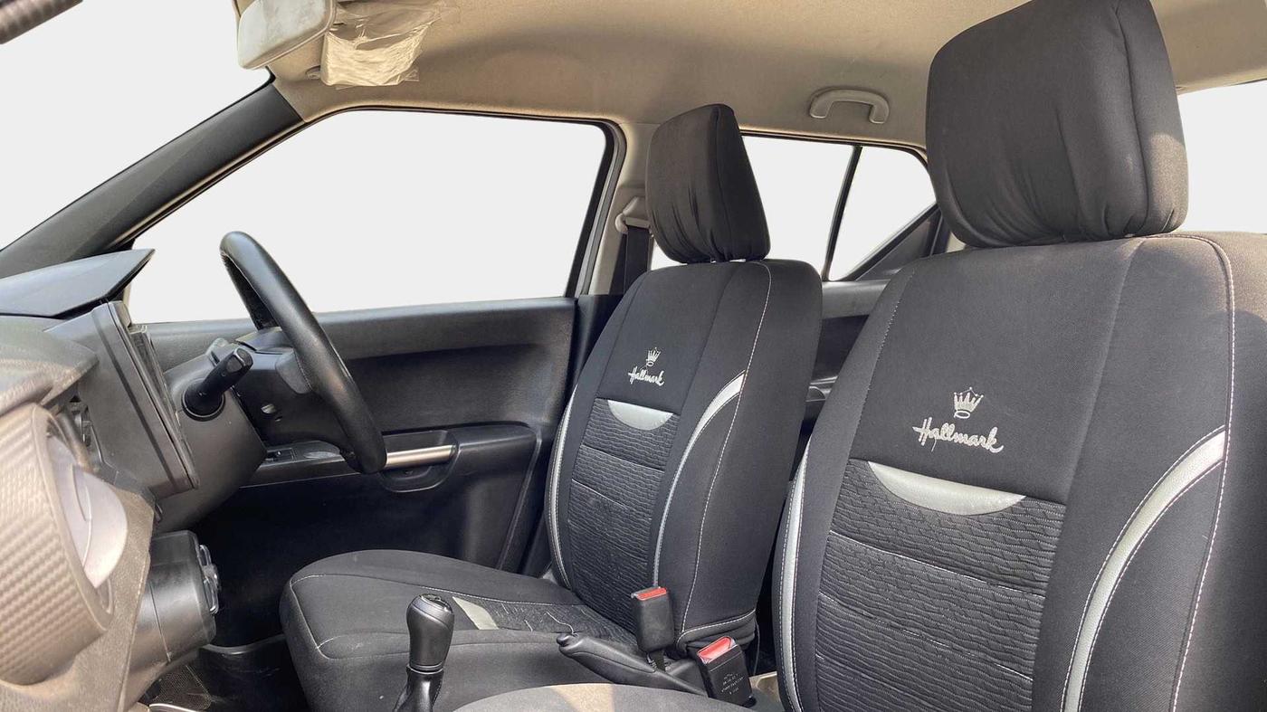 2017 Maruti IGNIS SIGMA 1.2, Petrol, Manual, 1,04,627 km, Right Side Front Door Cabin