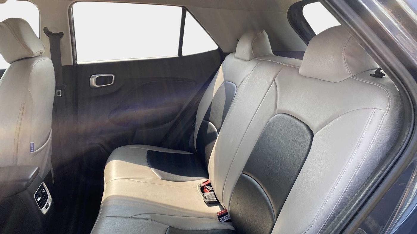 2020 Hyundai VENUE S 1.2, Petrol, Manual, 11,658 km, Right Side Rear Door Cabin