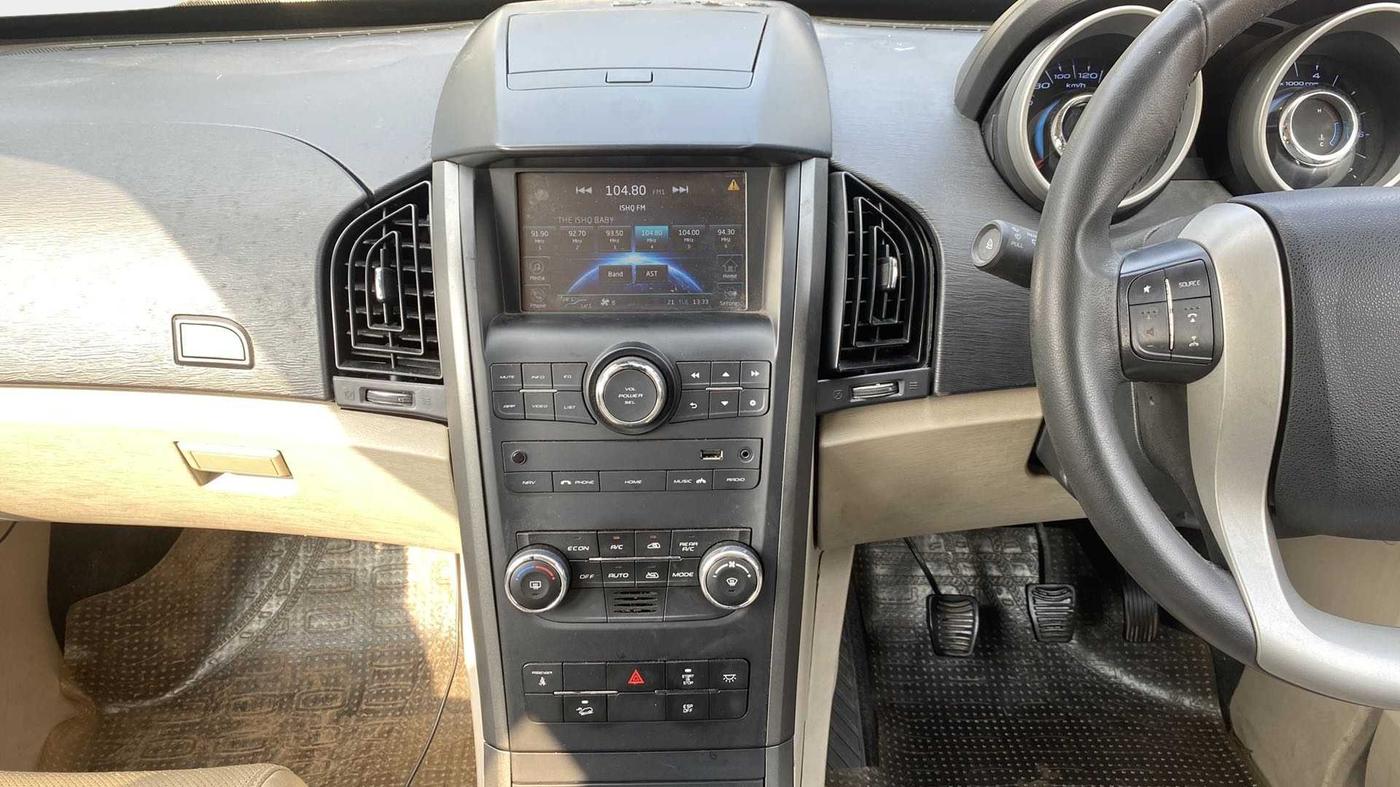 2015 Mahindra XUV500 W8, Diesel, Manual, 38,162 km, Air Conditioner
