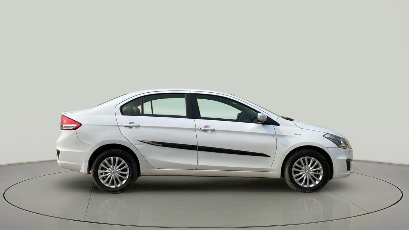 2016 Maruti Ciaz VDI+ SHVS, Diesel, Manual, 81,181 km, Right Side