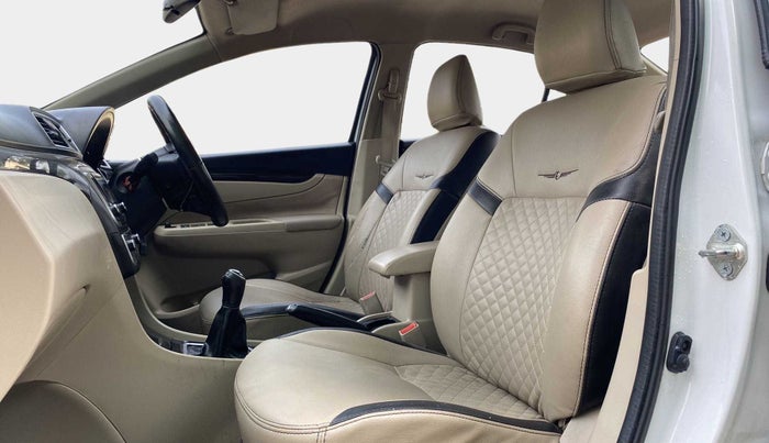 2016 Maruti Ciaz VDI+ SHVS, Diesel, Manual, 81,181 km, Right Side Front Door Cabin