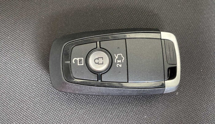 2021 Ford New Figo TITANIUM 1.2 PETROL MT, Petrol, Manual, 10,464 km, Key Close Up