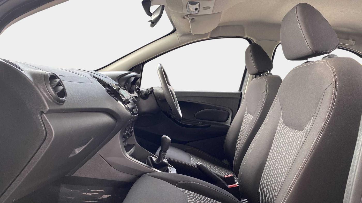 2021 Ford New Figo TITANIUM 1.2 PETROL MT, Petrol, Manual, 10,464 km, Right Side Front Door Cabin