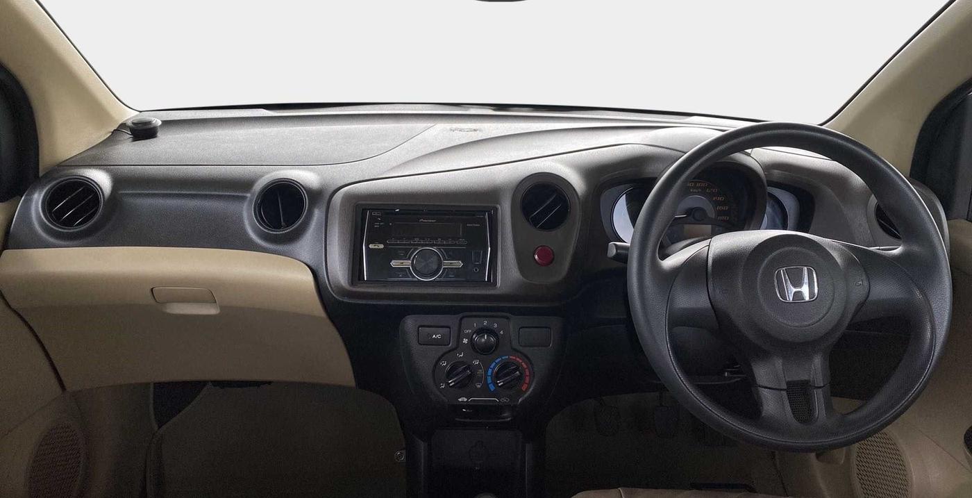 2014 Honda Amaze 1.5L I-DTEC E, Diesel, Manual, 1,00,090 km, Dashboard