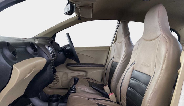 2014 Honda Amaze 1.5L I-DTEC E, Diesel, Manual, 1,00,090 km, Right Side Front Door Cabin
