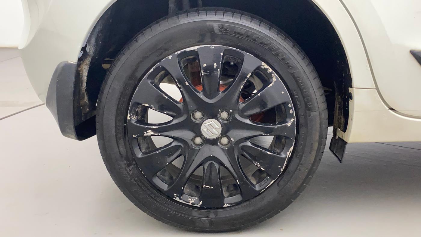 2017 Maruti Baleno ZETA CVT PETROL 1.2, Petrol, Automatic, 54,210 km, Right Rear Wheel