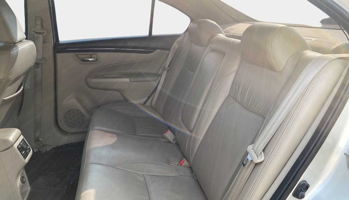 2018 Maruti Ciaz ALPHA 1.4 PETROL, Petrol, Manual, 48,004 km, Right Side Rear Door Cabin