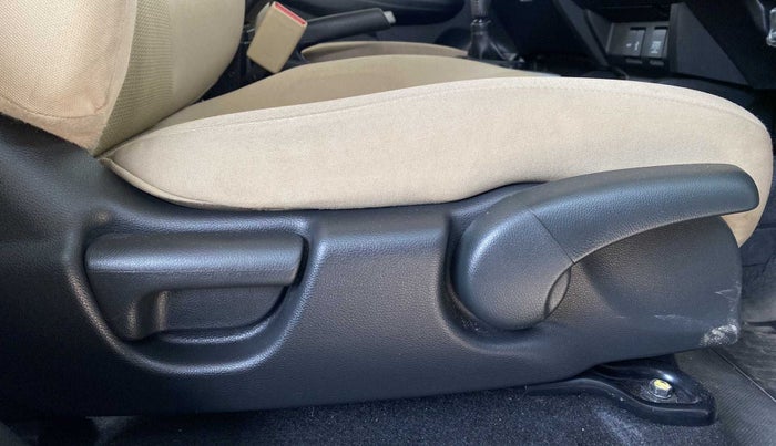 2015 Honda Jazz 1.2L I-VTEC V, Petrol, Manual, 20,780 km, Driver Side Adjustment Panel