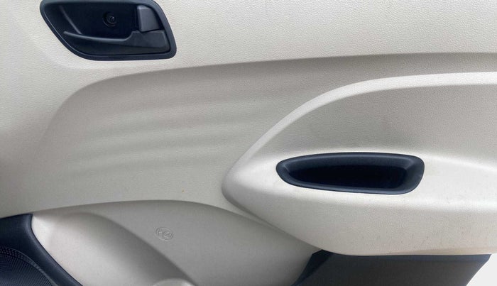 2021 Hyundai NEW SANTRO MAGNA, Petrol, Manual, 13,504 km, Driver Side Door Panels Control