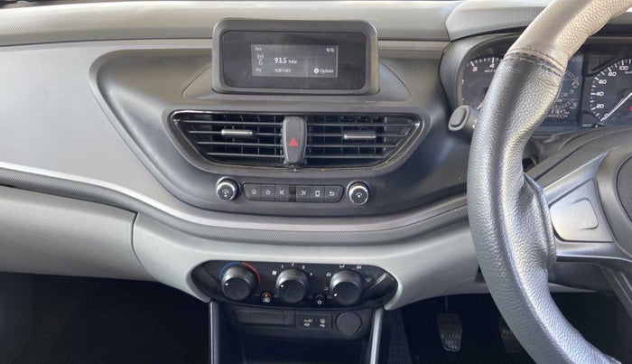 2020 Tata ALTROZ XE PETROL, Petrol, Manual, 21,635 km, Air Conditioner