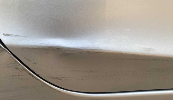 2018 Honda City 1.5L I-VTE V CVT, Petrol, Automatic, 21,570 km, Right rear door - Minor scratches