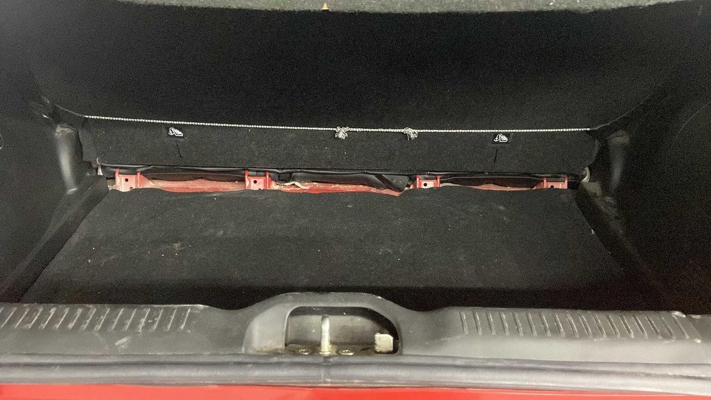 2018 Maruti Swift LXI, Petrol, Manual, 30,072 km, Boot Inside