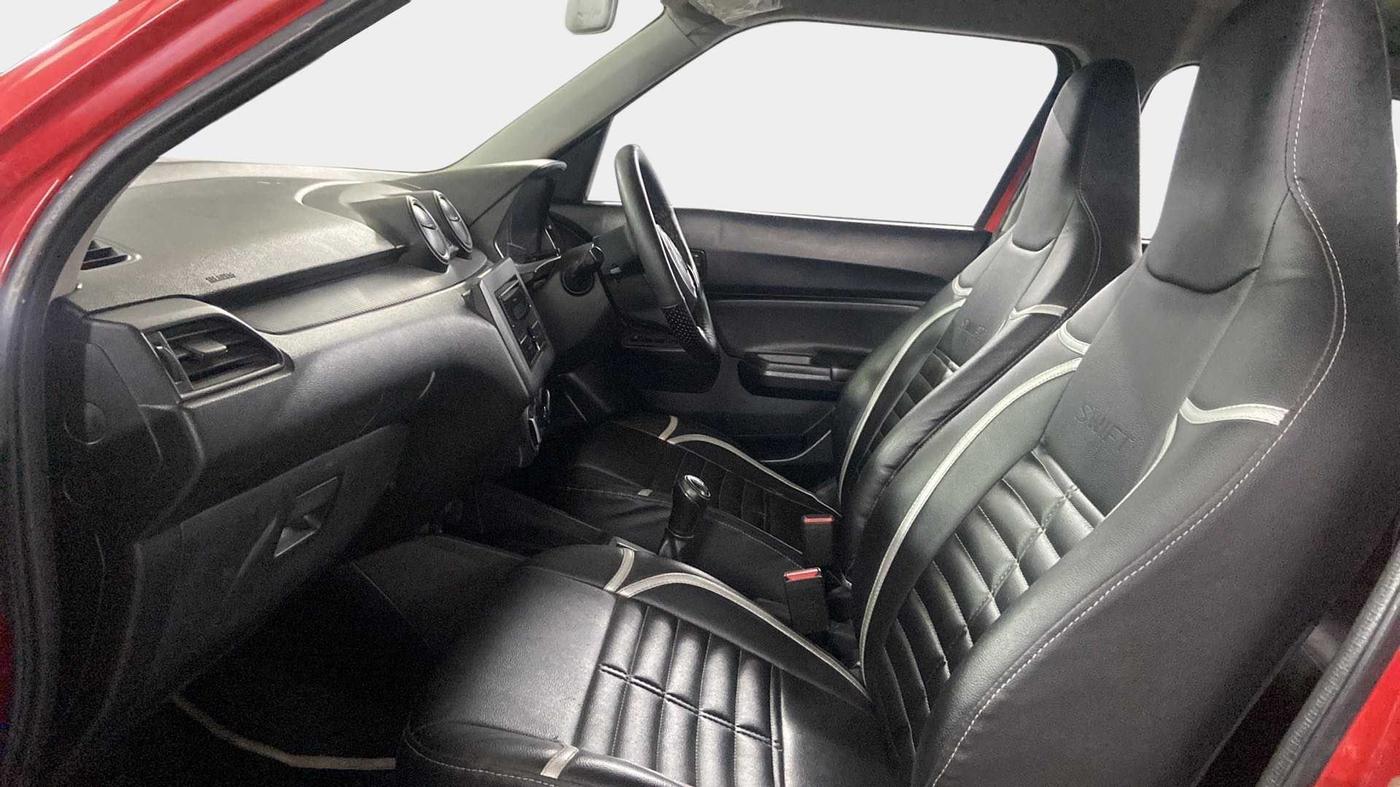 2018 Maruti Swift LXI, Petrol, Manual, 30,072 km, Right Side Front Door Cabin