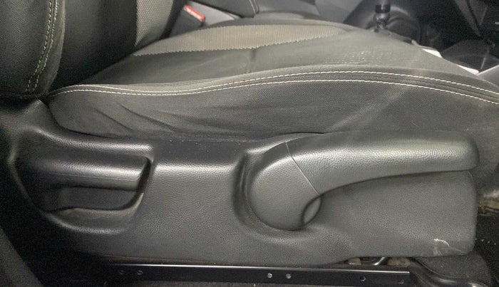 2017 Honda WR-V 1.2L I-VTEC VX MT, Petrol, Manual, 39,094 km, Driver Side Adjustment Panel