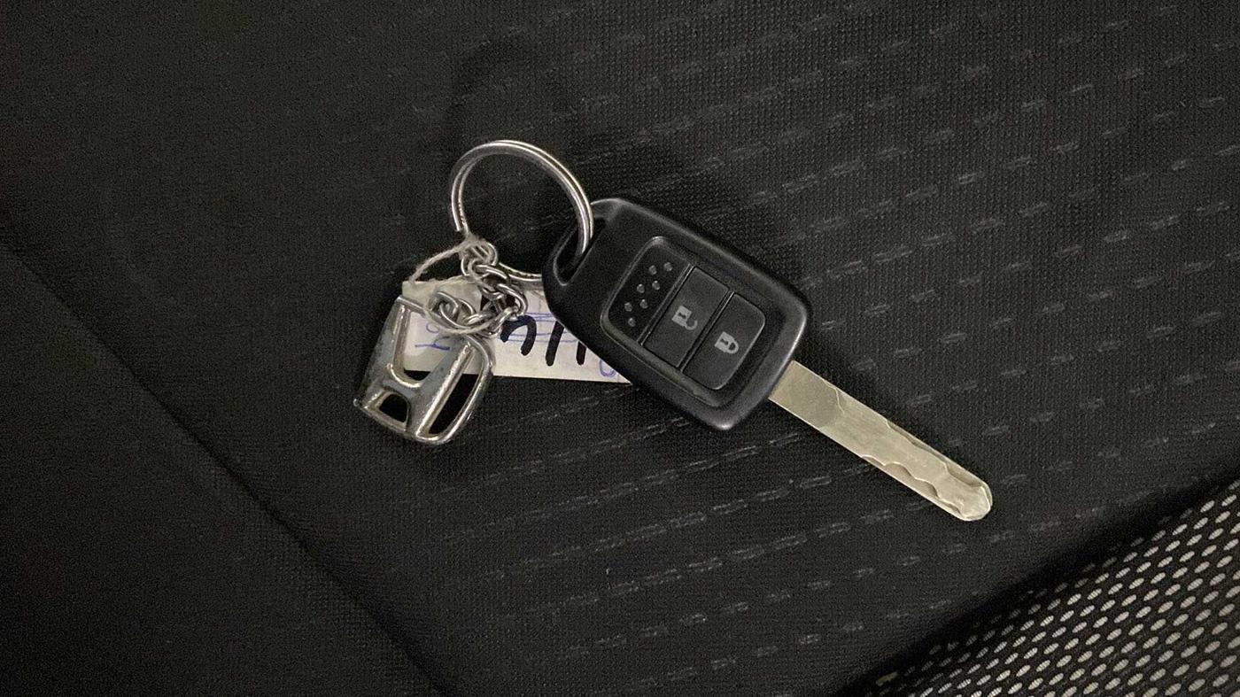 2017 Honda WR-V 1.2L I-VTEC VX MT, Petrol, Manual, 39,094 km, Key Close Up