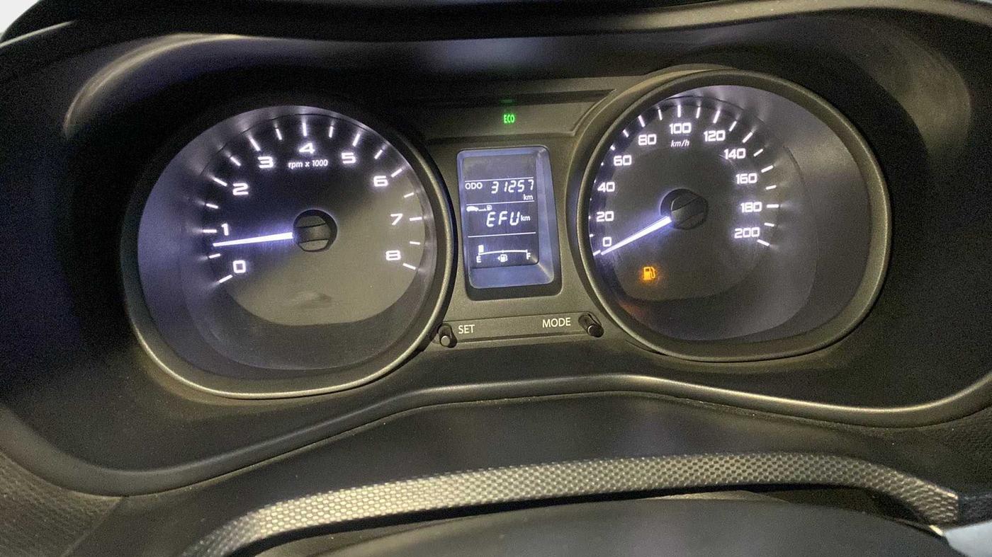 2017 Tata NEXON XM PETROL, Petrol, Manual, 31,292 km, Odometer Image
