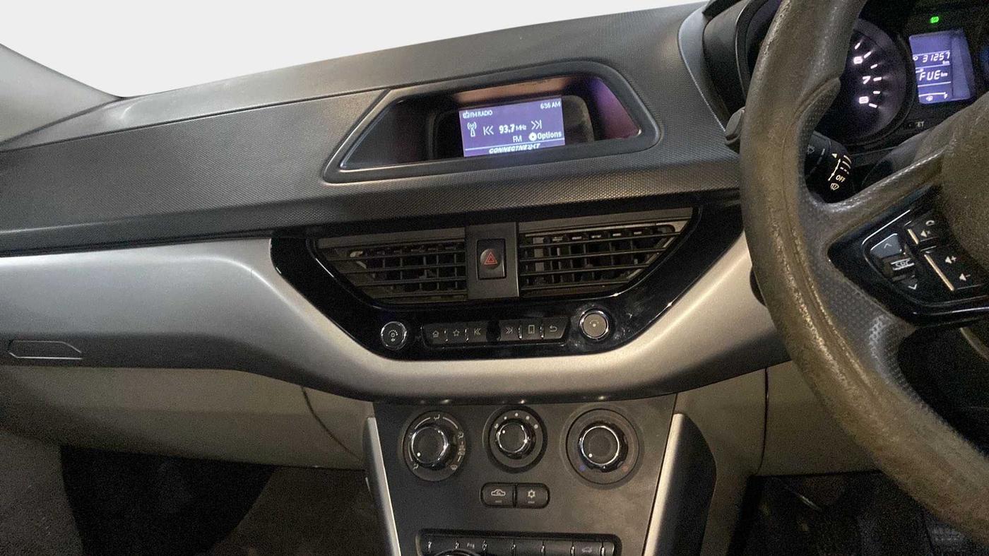 2017 Tata NEXON XM PETROL, Petrol, Manual, 31,292 km, Air Conditioner