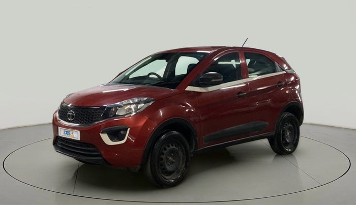 2017 Tata NEXON XM PETROL, Petrol, Manual, 31,292 km, Left Front Diagonal
