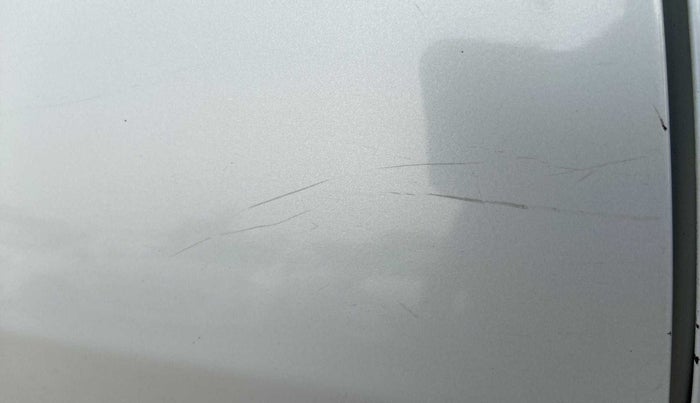 2014 Maruti Swift VDI ABS, Diesel, Manual, 58,760 km, Right rear door - Slightly dented