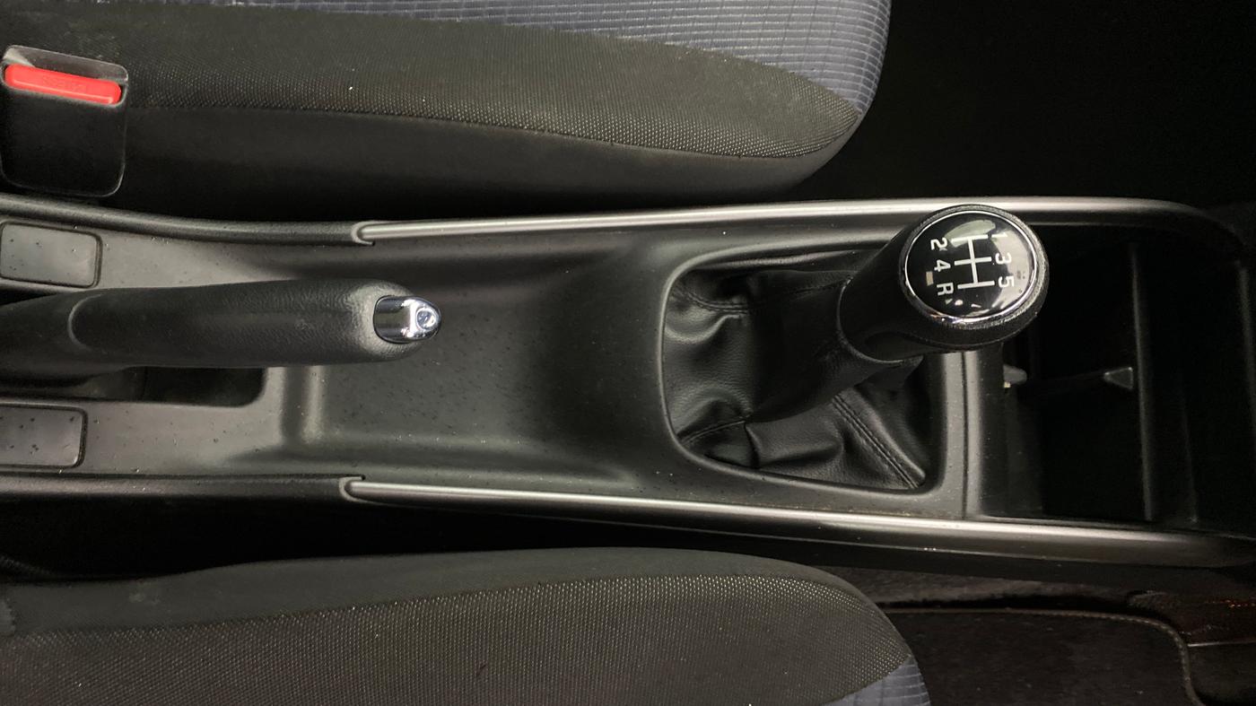 2021 Toyota Glanza V, Petrol, Manual, 61,998 km, Gear Lever