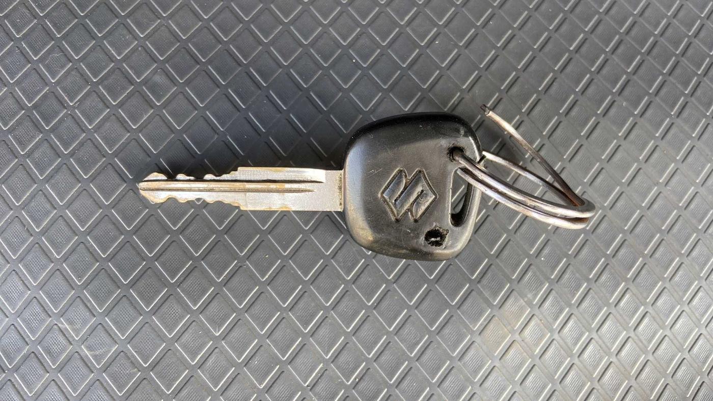 2018 Maruti Eeco 5 STR WITH A/C+HTR, Petrol, Manual, 75,090 km, Key Close Up