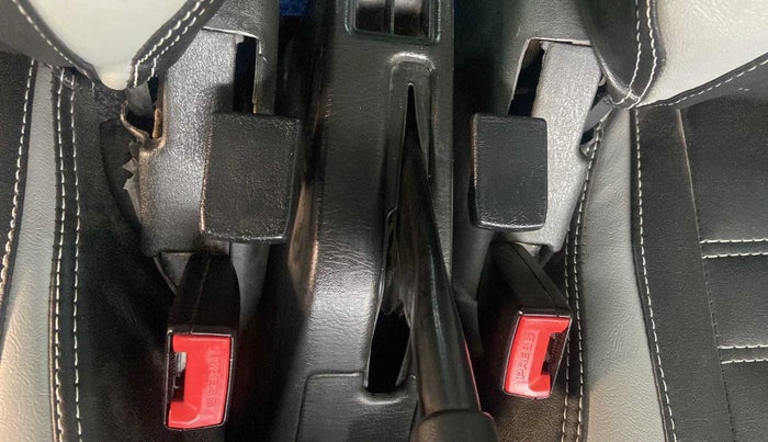 2018 Maruti Eeco 5 STR WITH A/C+HTR, Petrol, Manual, 75,090 km, Driver Side Adjustment Panel