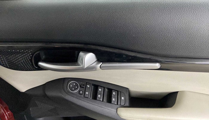 2019 KIA SELTOS HTX 1.5 PETROL, Petrol, Manual, 12,207 km, Driver Side Door Panels Control
