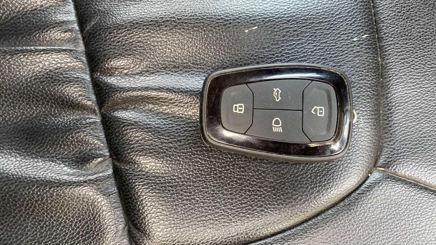 2021 Tata NEXON XZ PLUS (O) PETROL, Petrol, Manual, 5,115 km, Key Close Up