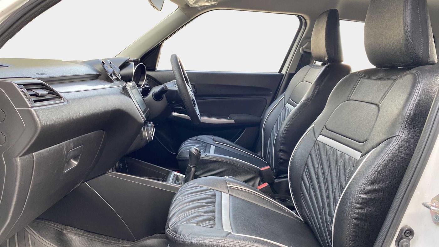 2022 Maruti Swift ZXI PLUS DUAL TONE, Petrol, Manual, 5,389 km, Right Side Front Door Cabin