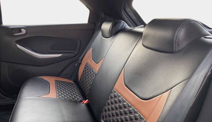 2018 Ford FREESTYLE TREND 1.5 DIESEL, Diesel, Manual, 83,746 km, Right Side Rear Door Cabin