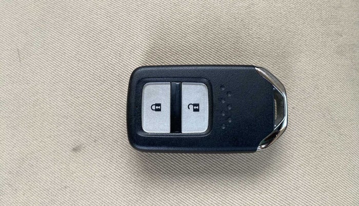 2018 Honda Jazz 1.2L I-VTEC VX CVT, Petrol, Automatic, 25,468 km, Key Close Up