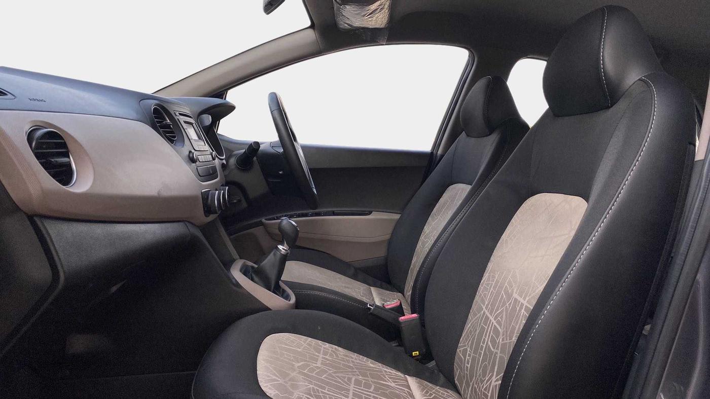 2014 Hyundai Grand i10 ASTA (O) 1.2 KAPPA VTVT, Petrol, Manual, 17,553 km, Right Side Front Door Cabin