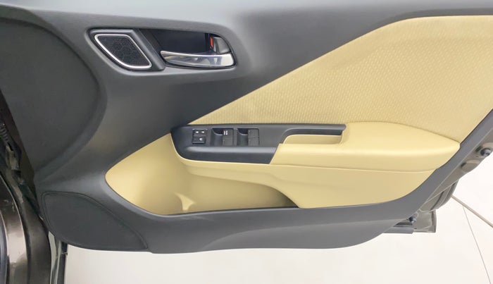 2019 Honda City 1.5L I-VTEC V MT, Petrol, Manual, 38,408 km, Driver Side Door Panels Control