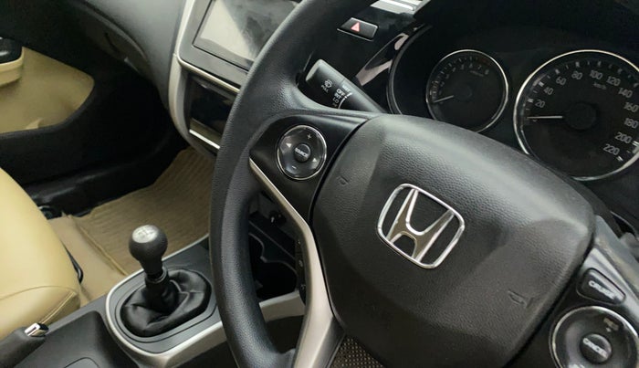 2019 Honda City 1.5L I-VTEC V MT, Petrol, Manual, 38,408 km, Steering wheel - Phone control not functional