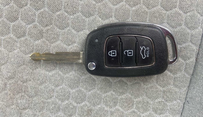 2020 Hyundai GRAND I10 NIOS MAGNA 1.2 KAPPA VTVT, Petrol, Manual, 15,071 km, Key Close Up