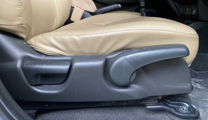 2018 Honda Jazz 1.2L I-VTEC VX, Petrol, Manual, 50,698 km, Driver Side Adjustment Panel