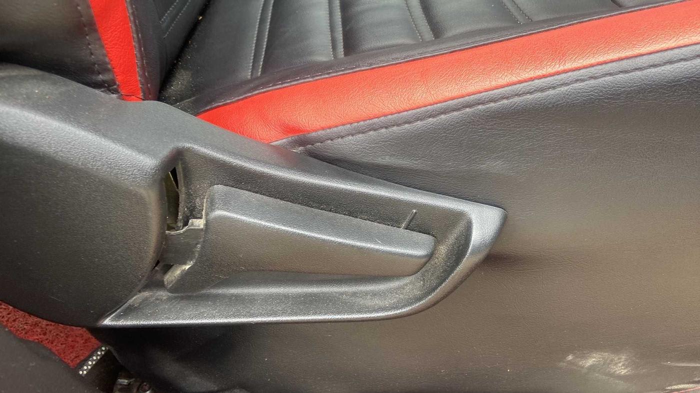 2021 Maruti S PRESSO VXI+, Petrol, Manual, 24,673 km, Driver Side Adjustment Panel