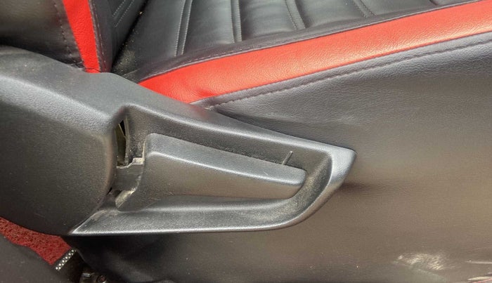 2021 Maruti S PRESSO VXI+, Petrol, Manual, 24,673 km, Driver Side Adjustment Panel