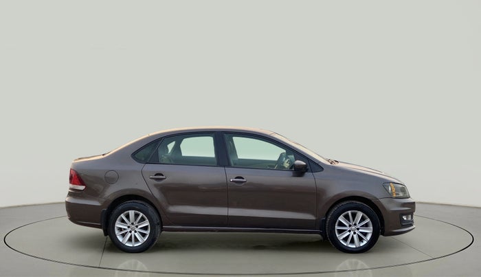 2016 Volkswagen Vento HIGHLINE DIESEL 1.5, Diesel, Manual, 1,17,144 km, Right Back Diagonal