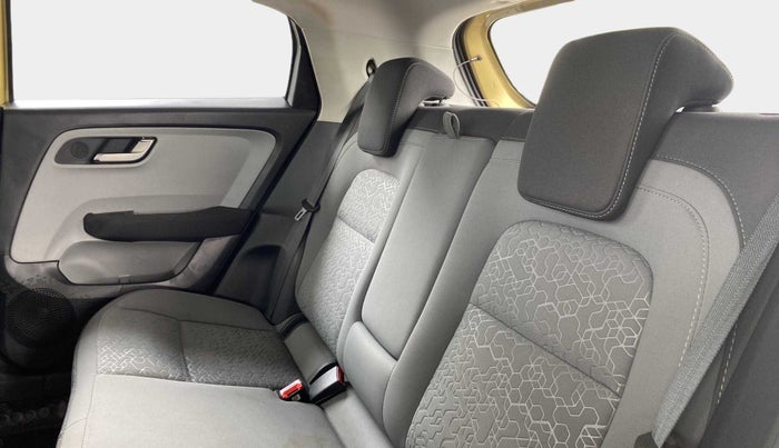 2020 Tata ALTROZ XZ PETROL, Petrol, Manual, 21,900 km, Right Side Rear Door Cabin