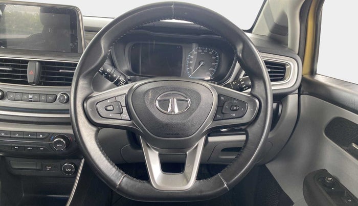 2020 Tata ALTROZ XZ PETROL, Petrol, Manual, 21,900 km, Steering Wheel Close Up