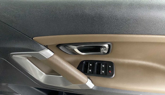 2020 Tata Harrier XZA PLUS 2.0L DUAL TONE, Diesel, Automatic, 48,760 km, Driver Side Door Panels Control
