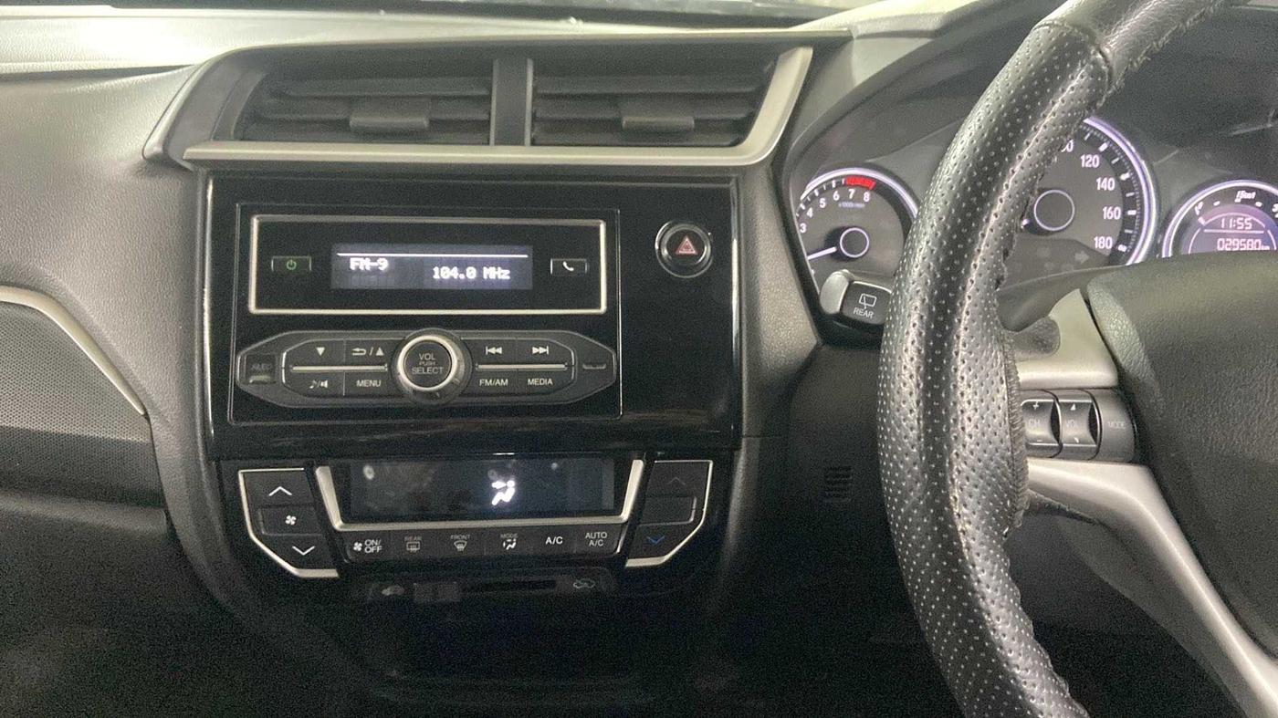 2016 Honda BR-V 1.5L I-VTEC VX, Petrol, Manual, 29,579 km, Air Conditioner