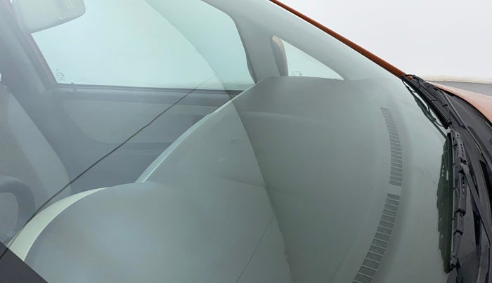 2010 Maruti Zen Estilo VXI, Petrol, Manual, 24,983 km, Front windshield - Minor spot on windshield