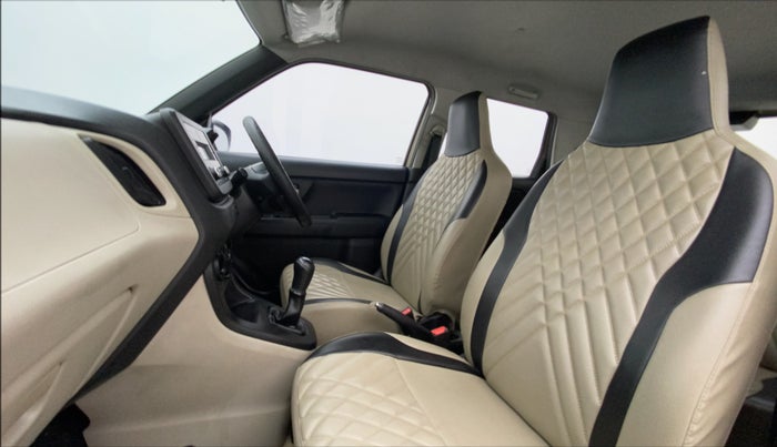 2020 Maruti New Wagon-R VXI 1.2, Petrol, Manual, 1,12,249 km, Right Side Front Door Cabin