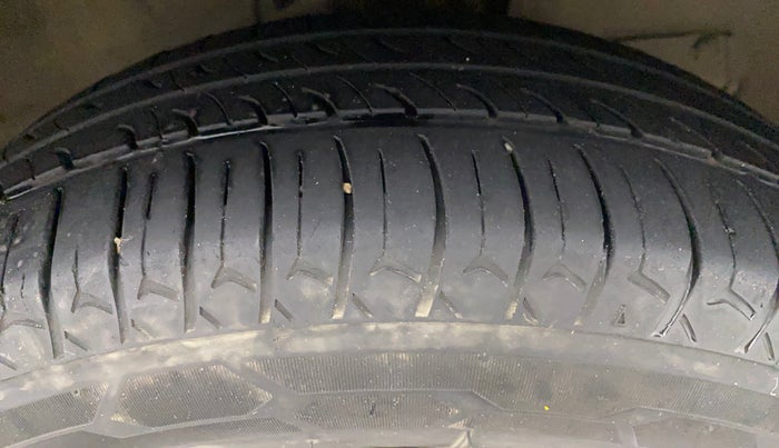 2020 Maruti New Wagon-R VXI 1.2, Petrol, Manual, 1,12,249 km, Right Front Tyre Tread