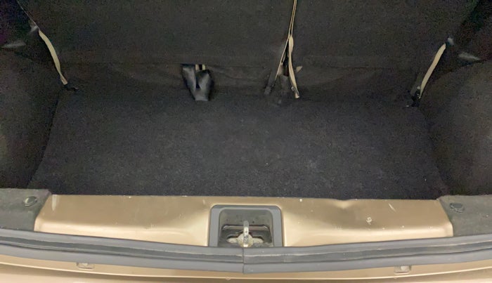 2020 Maruti New Wagon-R VXI 1.2, Petrol, Manual, 1,12,249 km, Boot Inside