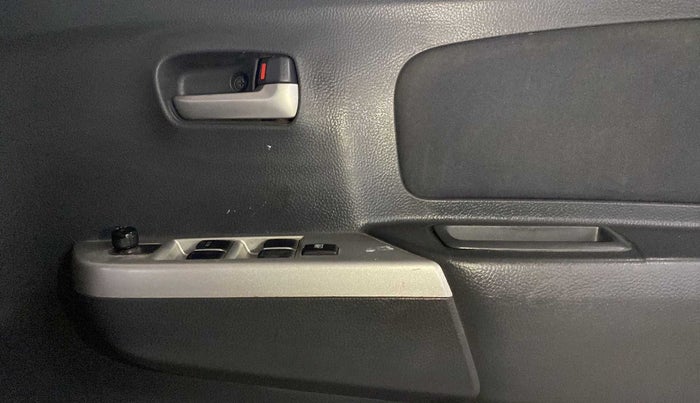 2012 Maruti Wagon R 1.0 VXI, Petrol, Manual, 29,891 km, Driver Side Door Panels Control